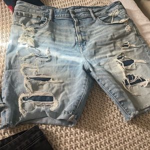 American eagle short